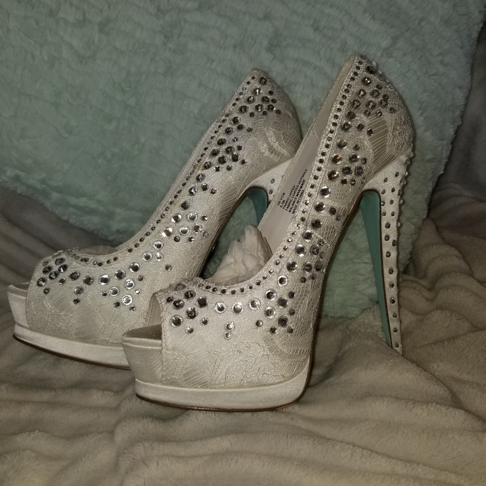 BNWOT Platform rhinestone heels